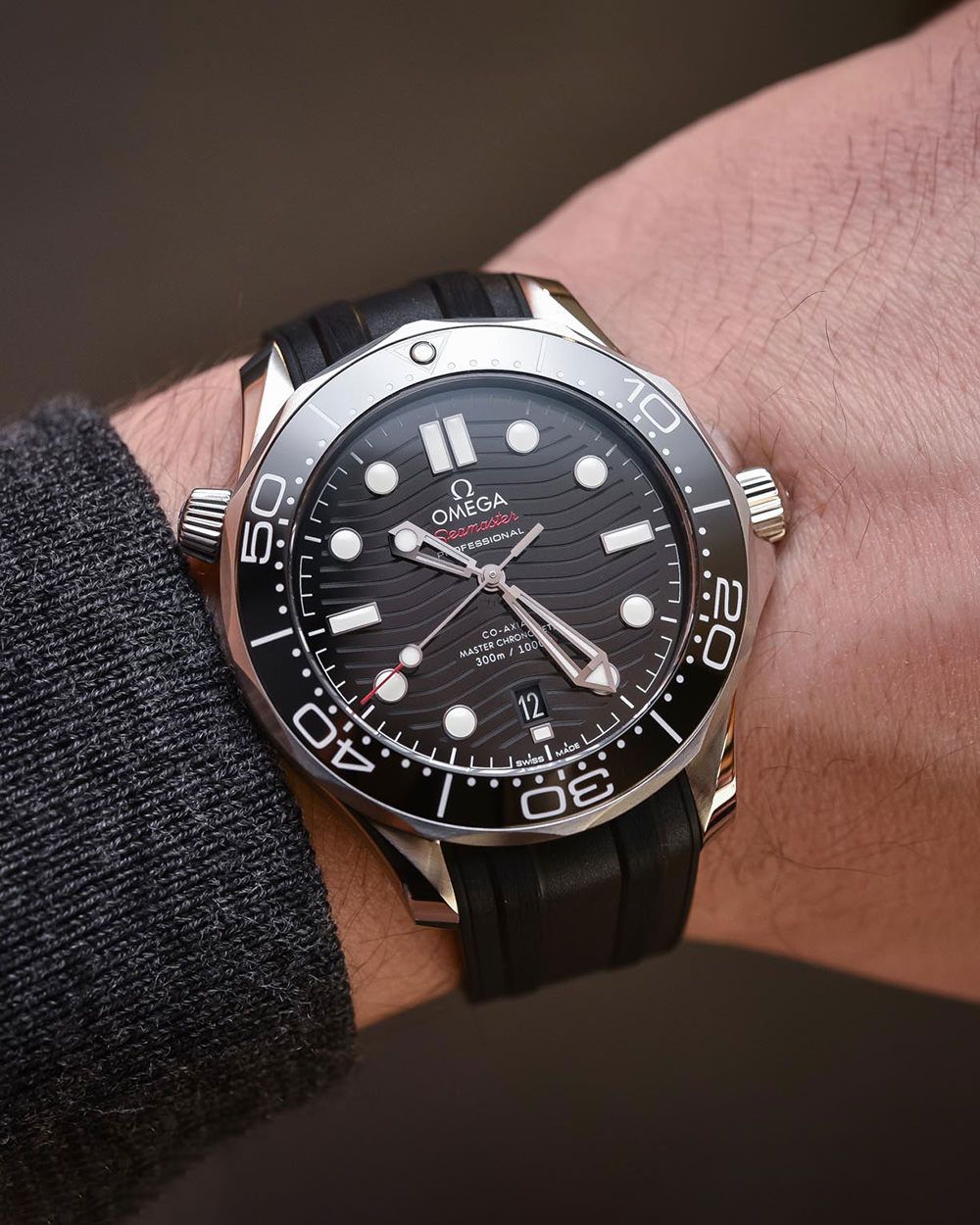 omega seamaster 300m 2018 review