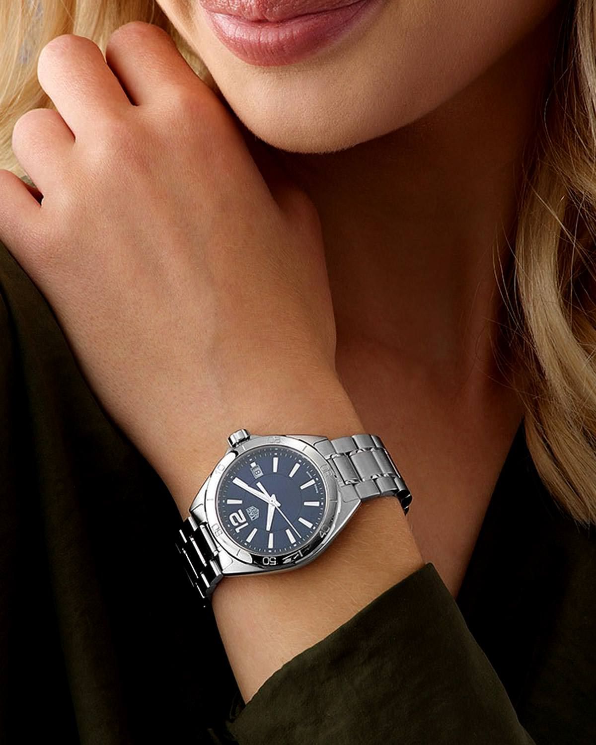 Tag best sale wrist watch