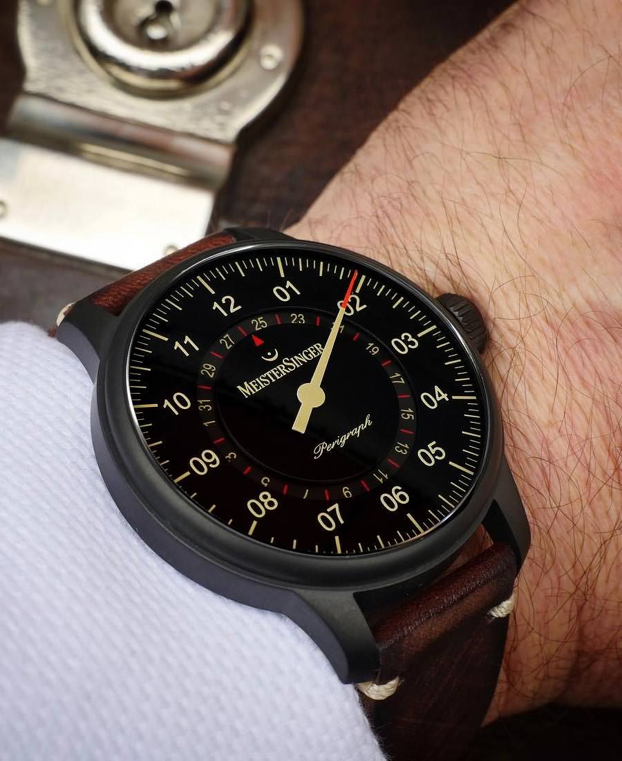 MeisterSinger Black Line Review Dazzles in Black