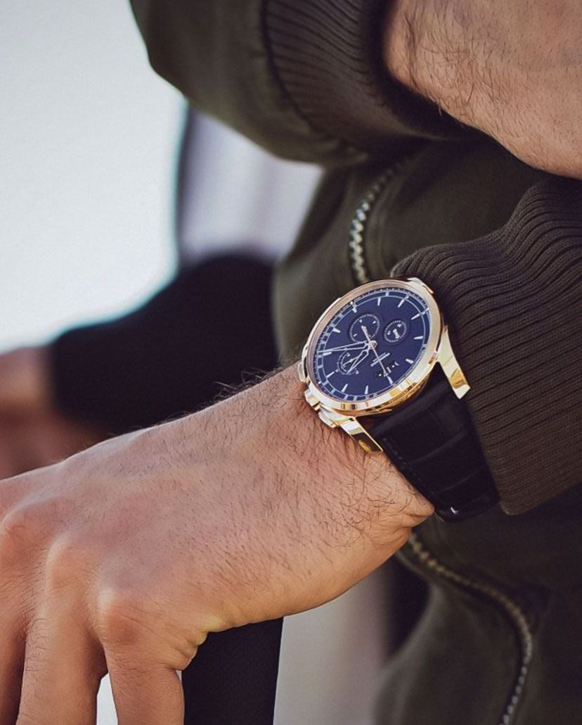 Gold watch blue discount strap