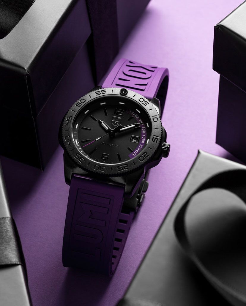 送料無料Luminox Pacific Diver Thank You for Your Service、ダイビングウォッチ 44mm | ブラック | 20ATM, モダン並行輸入 Pacific Diver Automatic, 42 mm, Diver Watch - 3101 \u2013 Luminox