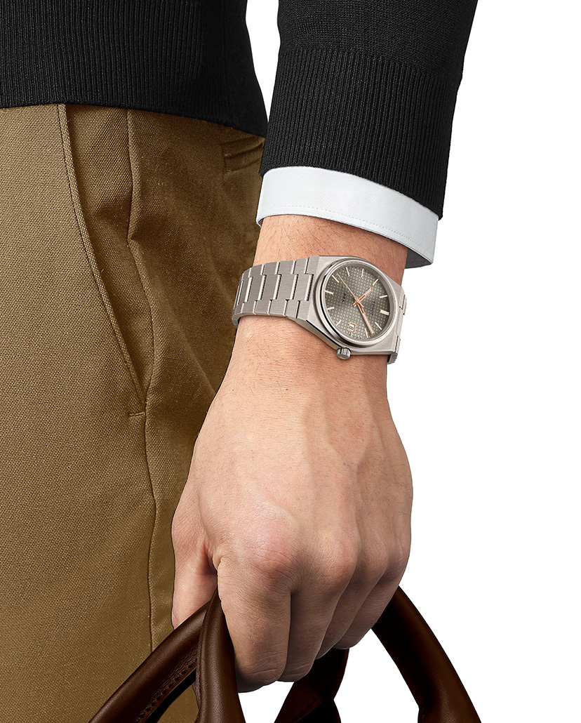 TISSOT PRX 38mm パワーマティック80 チタニウム The Art of Material Innovation: PRX Powermatic 80 in Titanium and